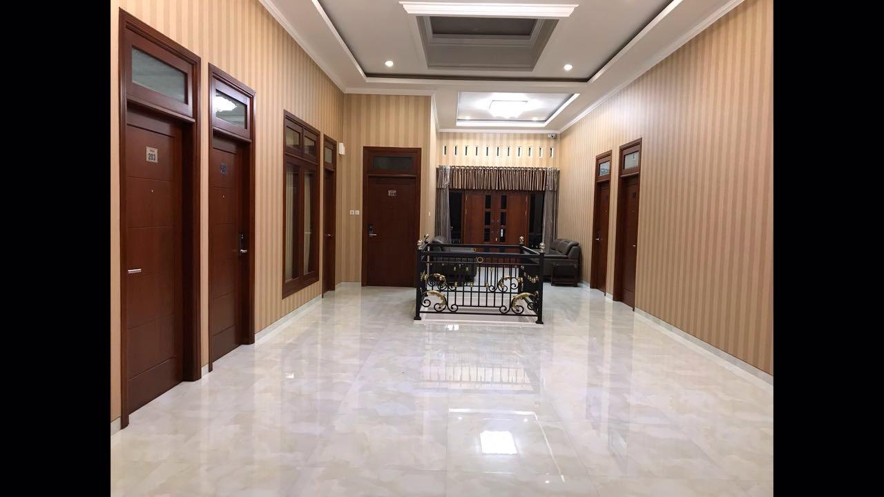 Hillside Suite Guest House Malang Exterior photo